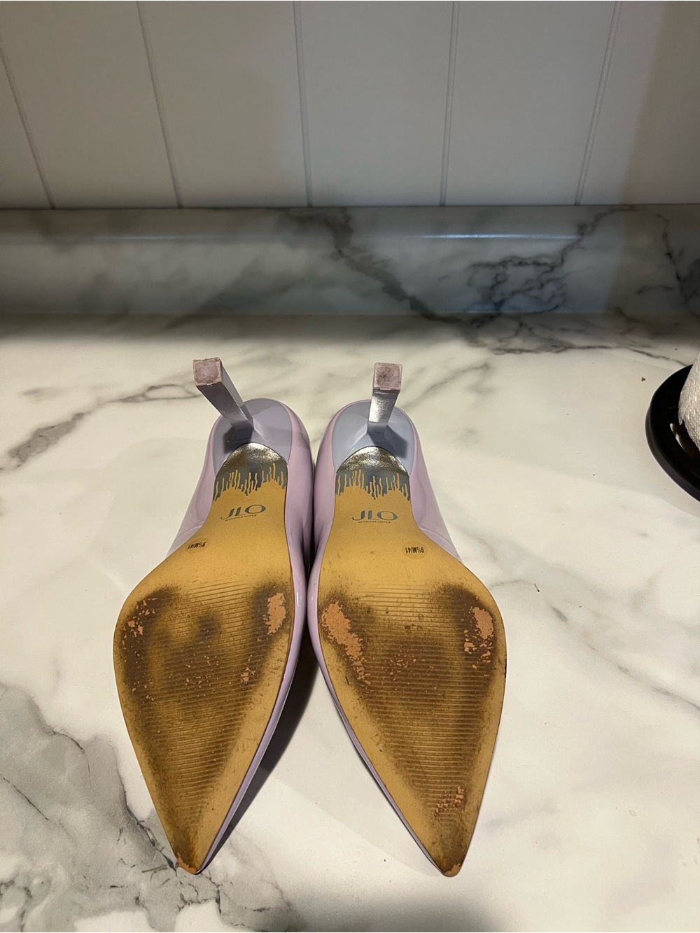 Jennifer Lopez Lavender Patent Pointed Pumps-9.5 - Picture 3 of 4